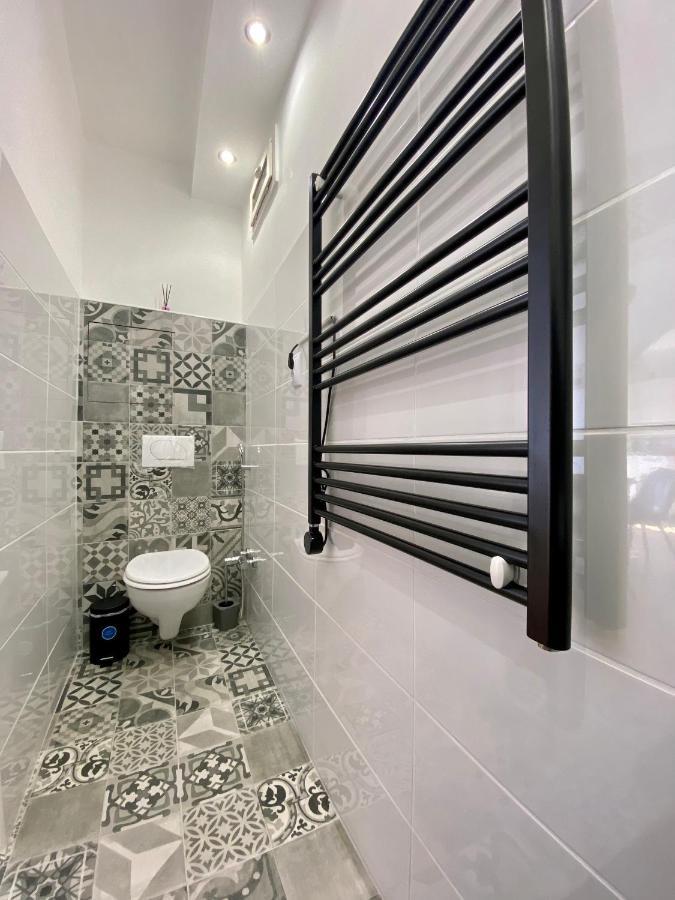 סגד Season One Apartman מראה חיצוני תמונה