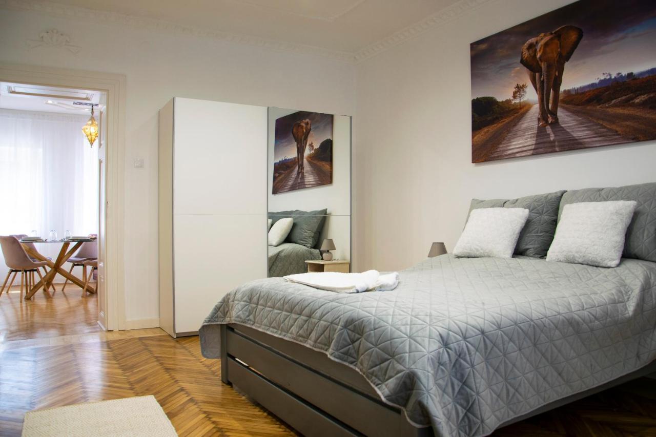 סגד Season One Apartman מראה חיצוני תמונה