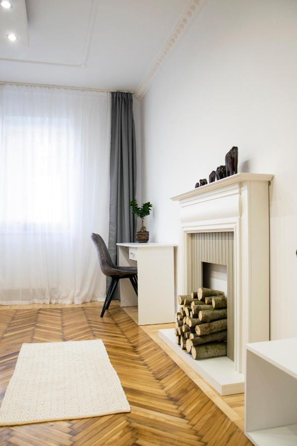 סגד Season One Apartman מראה חיצוני תמונה