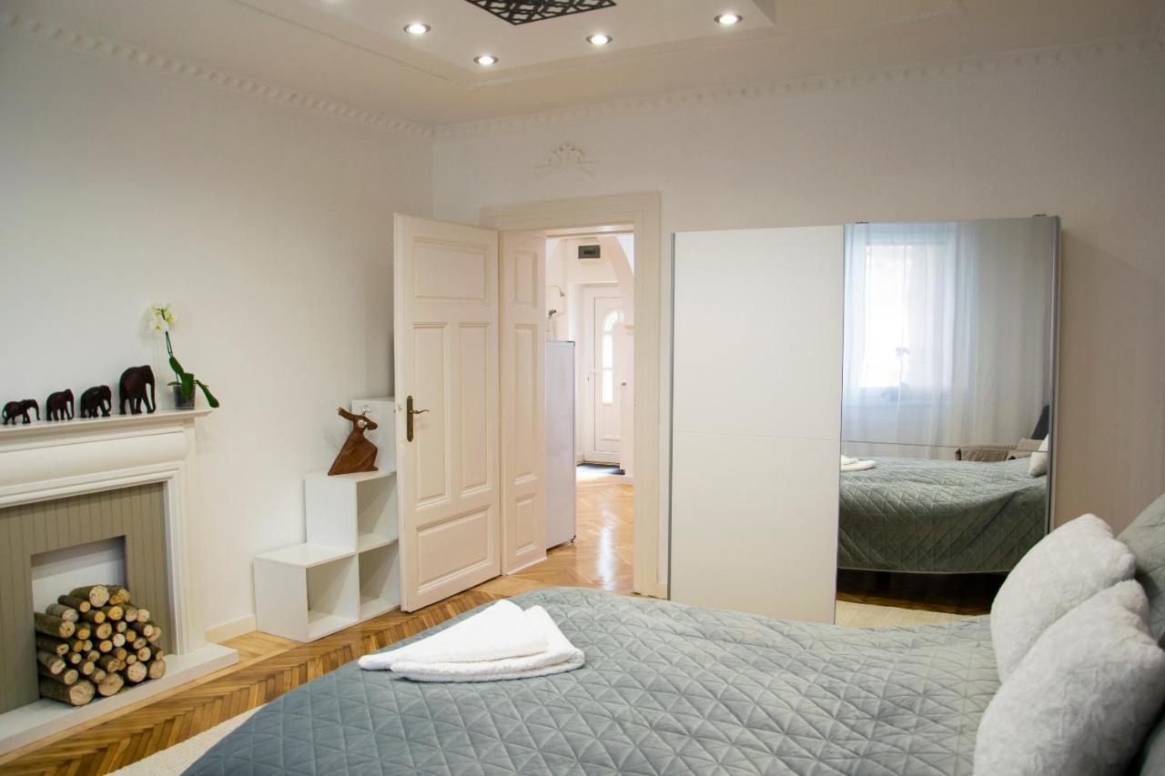 סגד Season One Apartman מראה חיצוני תמונה