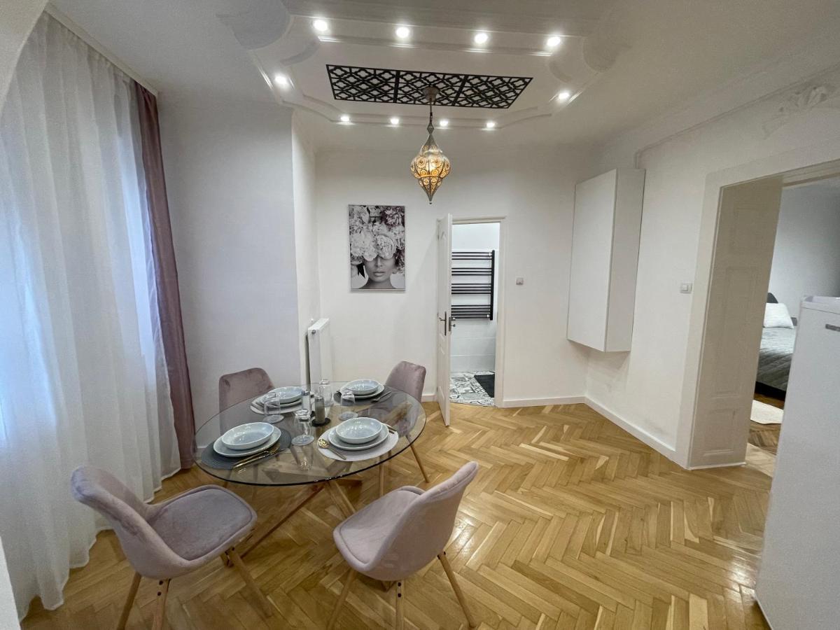 סגד Season One Apartman מראה חיצוני תמונה