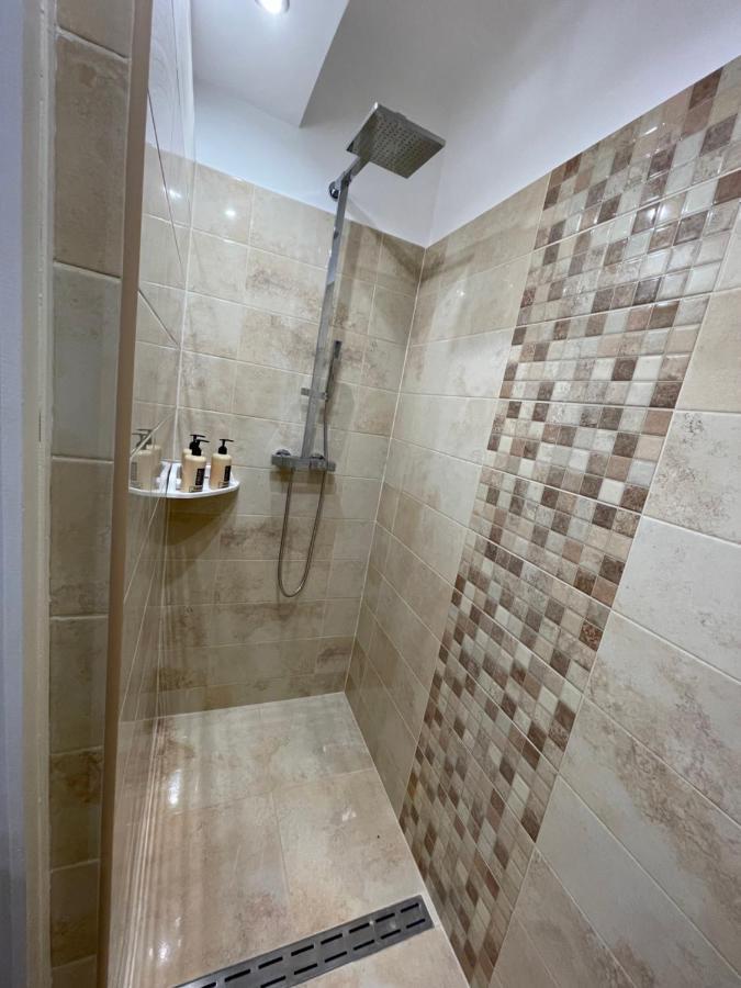 סגד Season One Apartman מראה חיצוני תמונה